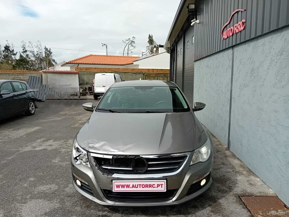 VW Passat CC 2.0 tdi DSG - Nacional ( pequeno sinistro ) - NEGOCIÁVEL