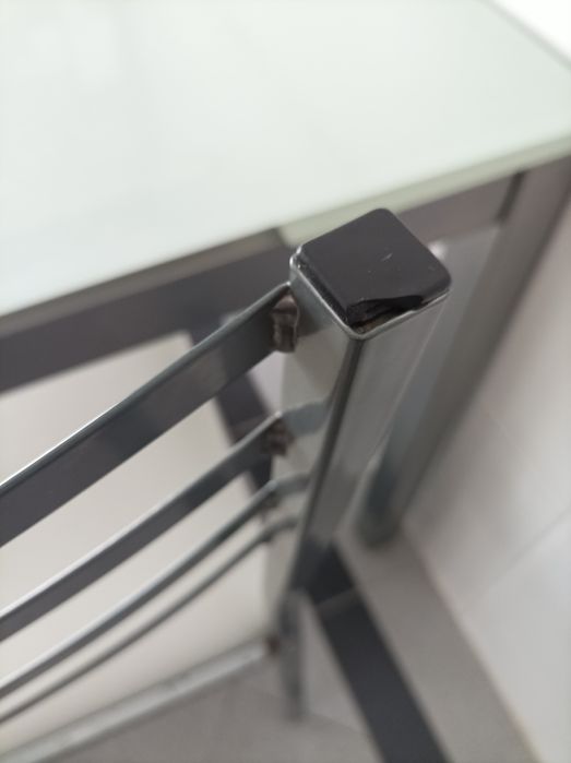 Mesa extensível+4 Cadeiras