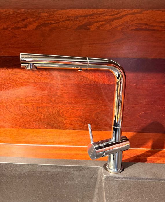 Bateria kuchenna Falke Active L window pull-out spray