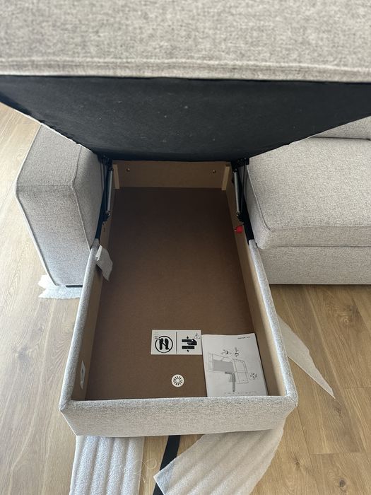 Sofá cama com chaise longue Gato Preto