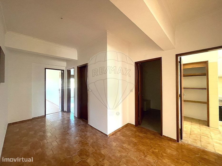 Apartamento T3 para venda — Amora, Setúbal