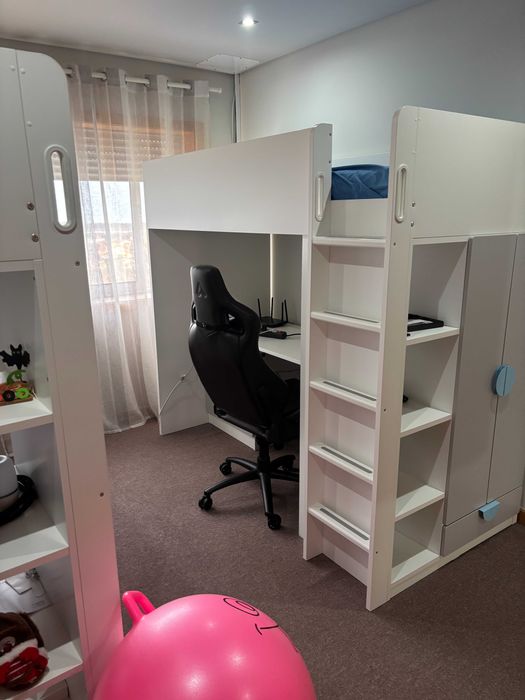 Beliches ( cama ) com Secretária