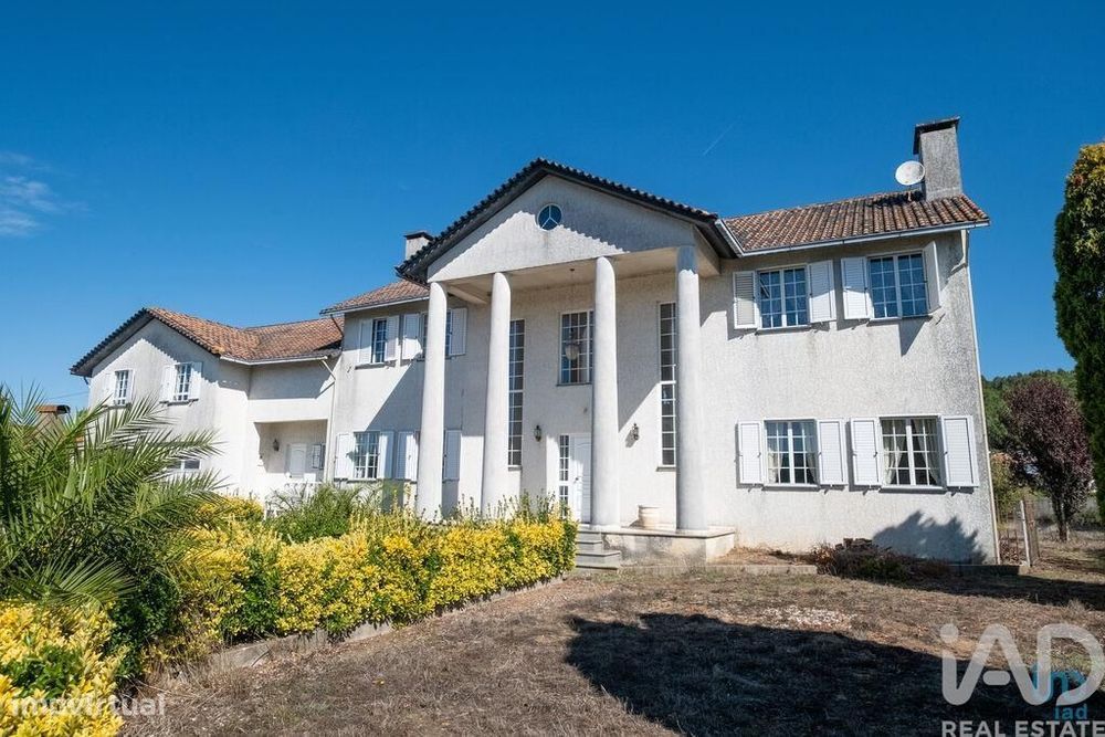 Casa / Villa T4 em Figueira de Lorvão