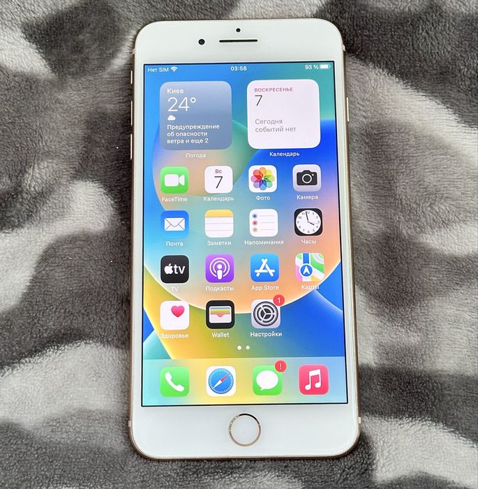 iphone 8 plus 64gb gold, акум 70% шикарный стан
