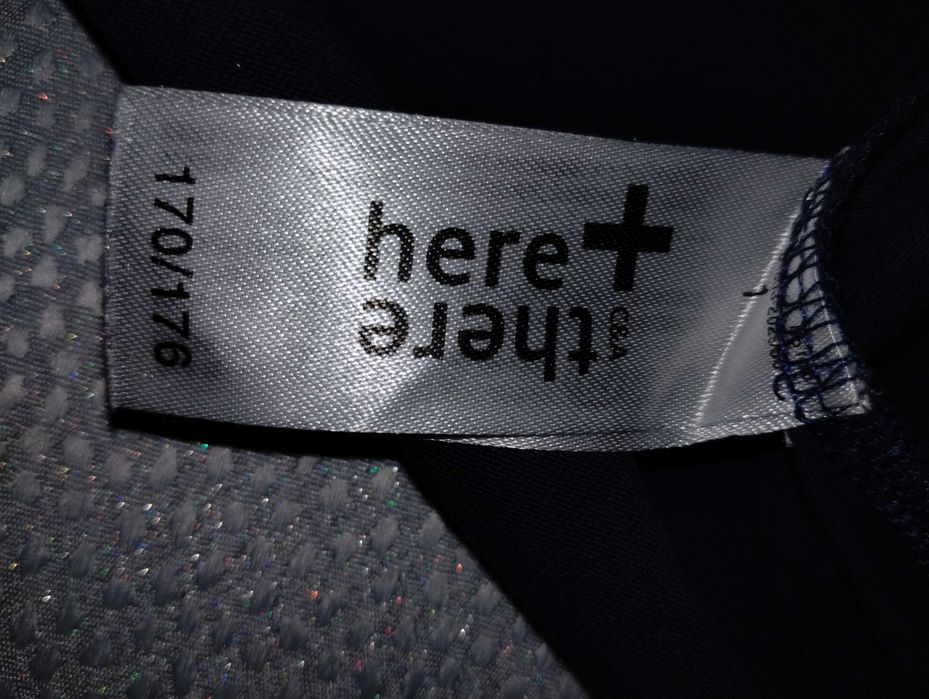 C&A T-shirt ze zmieniającą kolor cekinową lamą r. 170/176