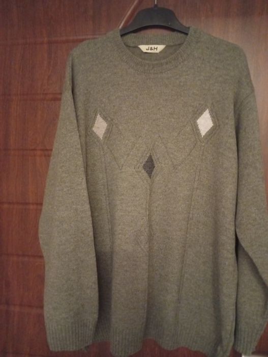 Turecki sweterek J§H rozmiar XXL