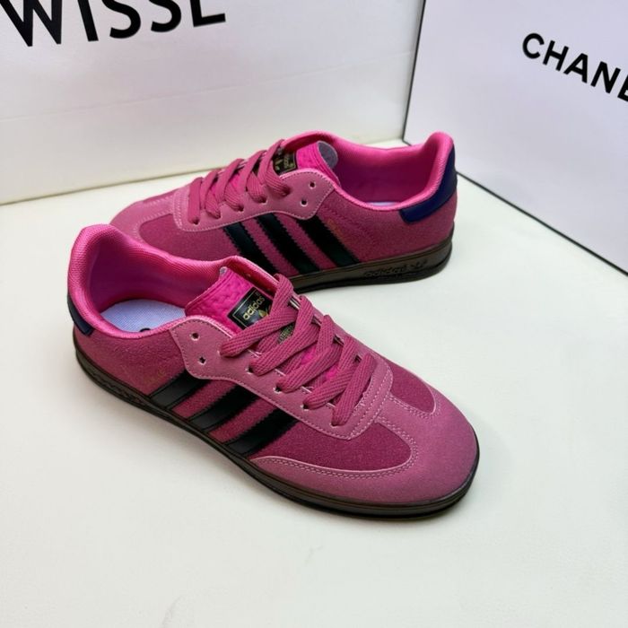 Кросівки adidas gazelle pink