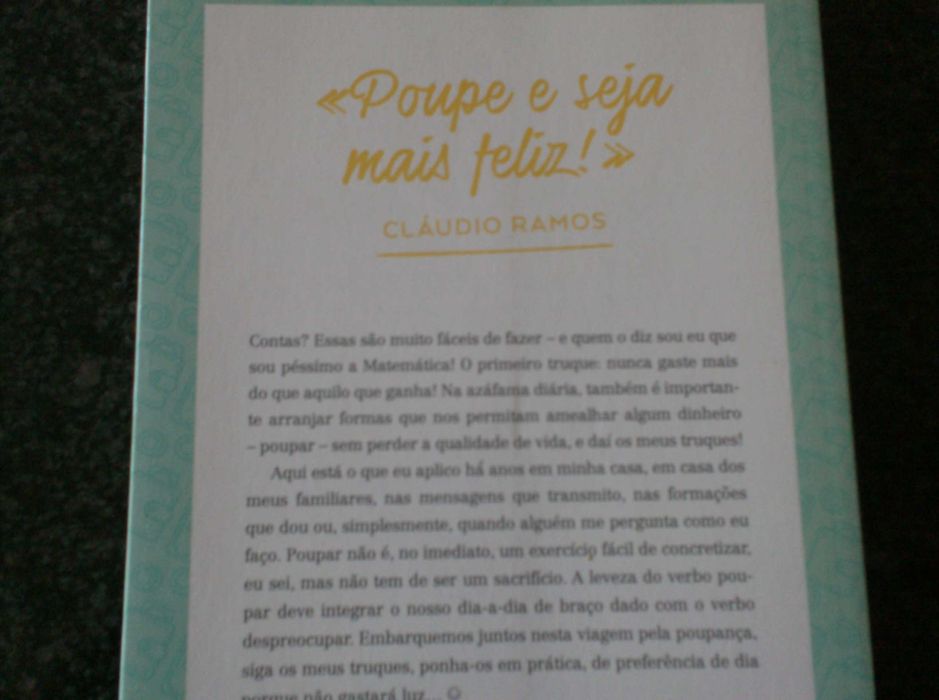 Livro Poupar de A a Z, de Cláudio Ramos, novo