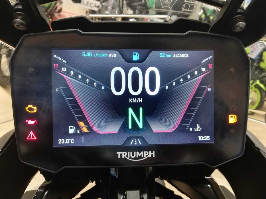 Triumph Tiger900