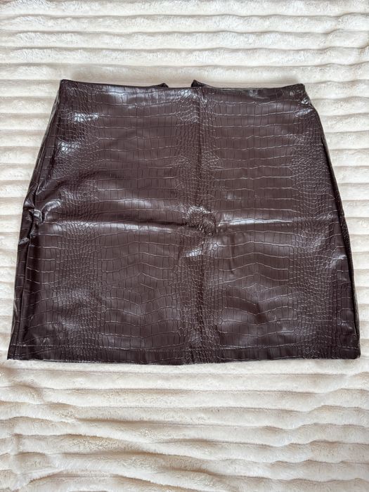 Спідниці в дуже гарному стані