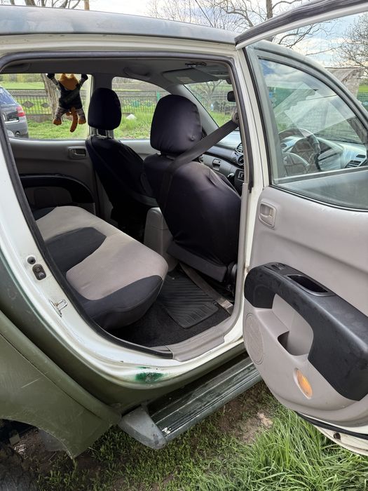 Мітсубіші L-200 .2008 р. 2.5 t.D