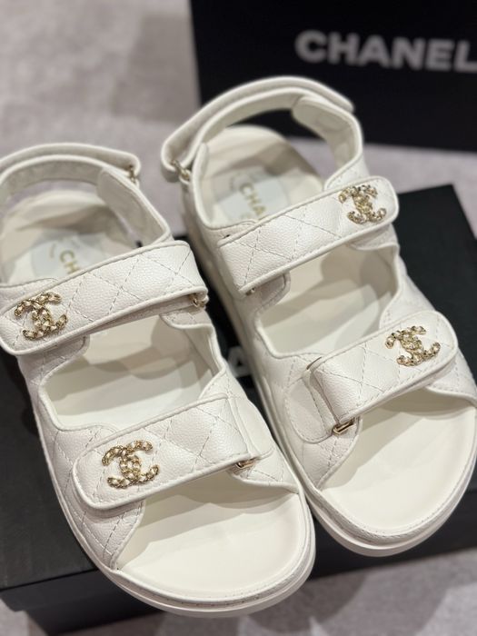 Босоніжки жіночі шкіряні Chanel