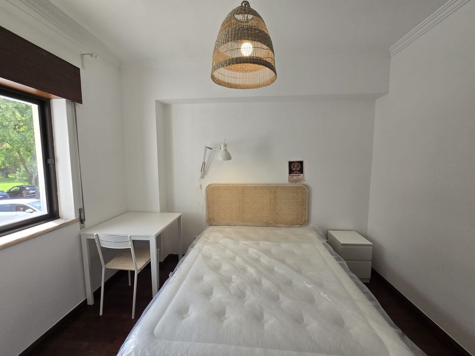 Quarto novo em Vanicelos - Bairro do Liceu