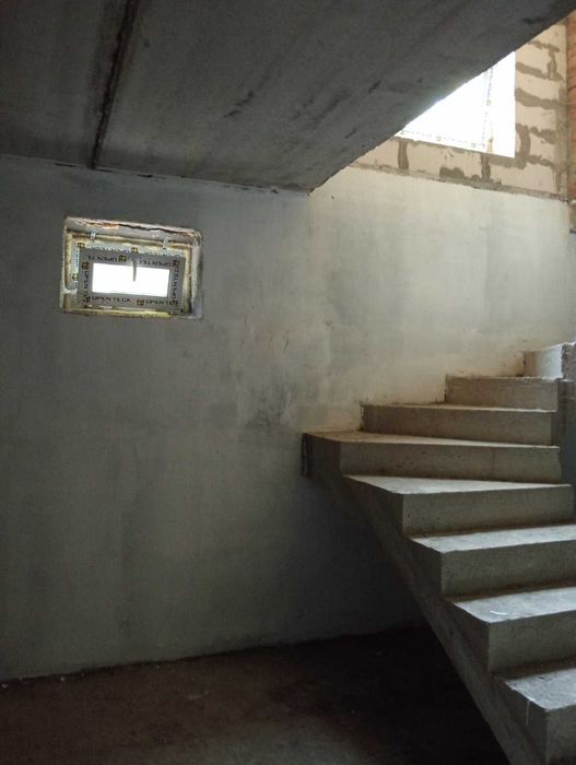 БЕЗ%! Будинок 235 м2 з підвалом і гаражем на 10 с. землі. Білогородка.