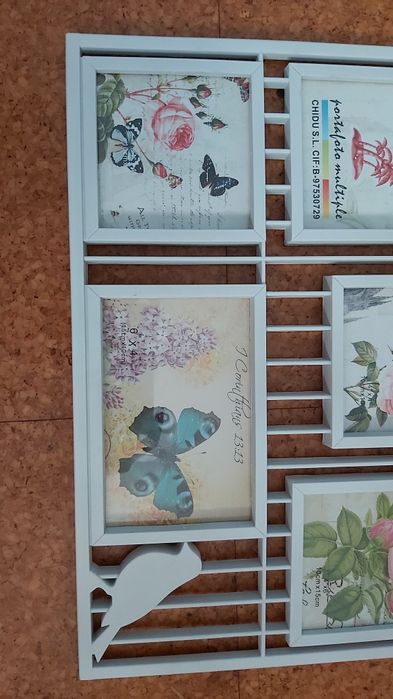 Quadro com 7 espaços para fotos