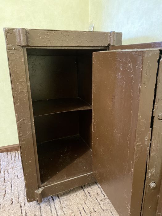 Продам сейф