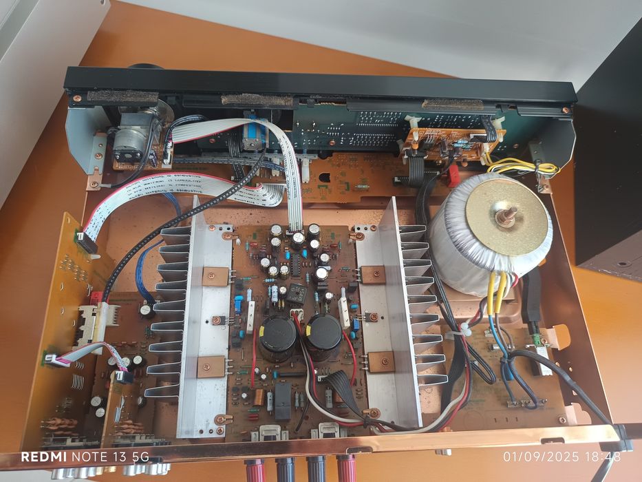 Amplificador Marantz PM 66 SE KI