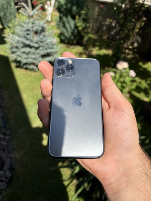 iPhone 11 Pro 256GB — Black