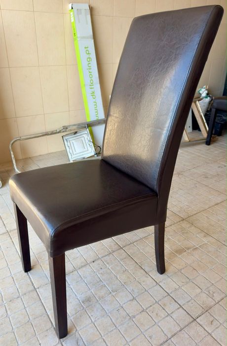 Conjunto de 8 Cadeiras de Sala de Jantar em Pele Sintética Castanha – Bom Estado