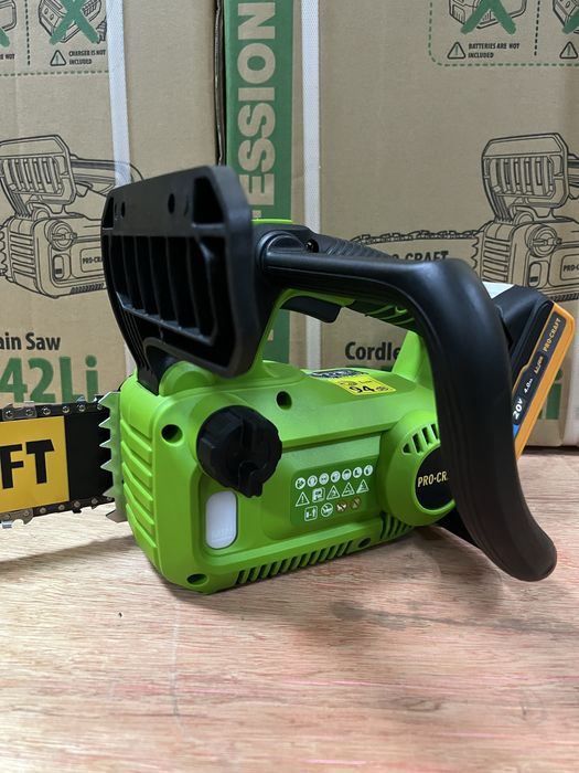 Акумуляторна ланцюгова пила Procraft PKA42Li шина 30см/ АКБ 4А та ЗП