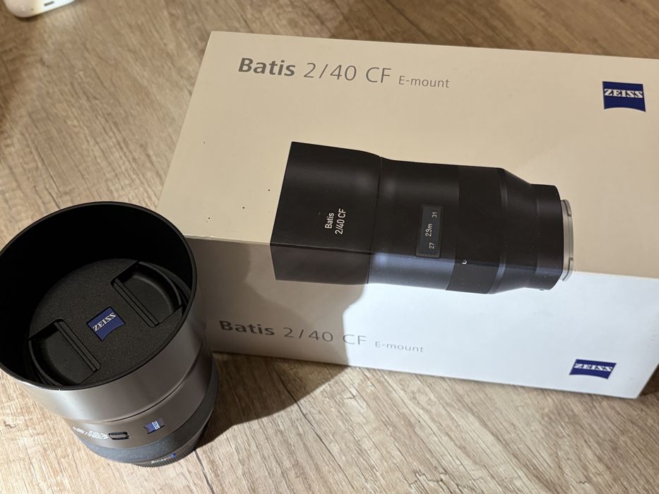 Carl Zeiss Batis 40mm f2.0 Igła