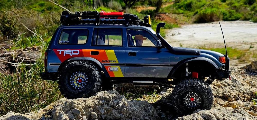 4 RC (RC4wd,  CrossRC,  FMS e Traxxas))