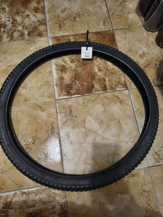 Opona rowerowa nową 26"