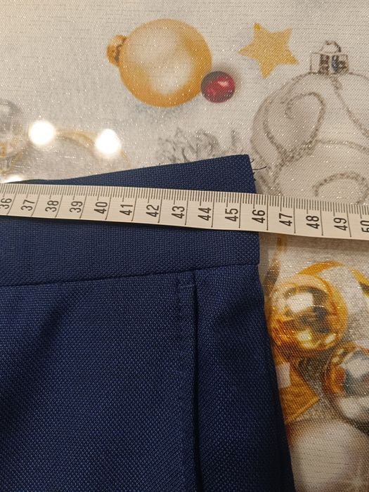 Garnitur młodzieżowy bardzo dobry stan dwa razy użyty