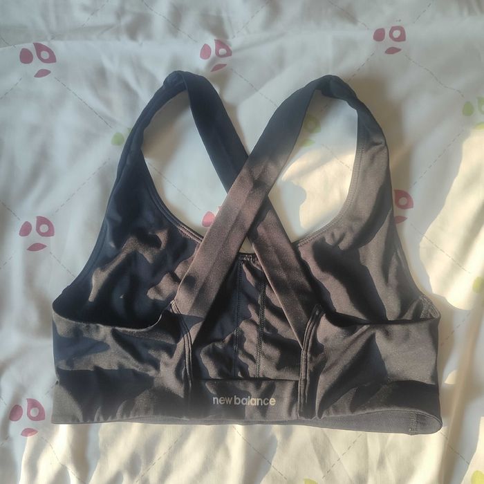 Top Desportivo New Balance Bra S preto original treino, corrida, ioga