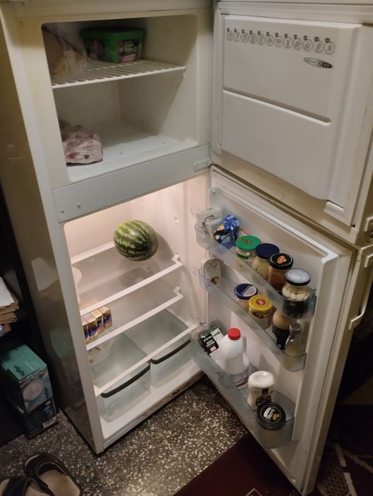 Lodówka z zamrażalnikiem Amica