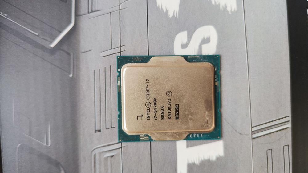 Procesor i7 14700k