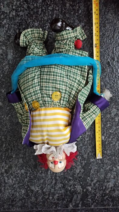Stara lalka porcelanowa clown ok 35 cm