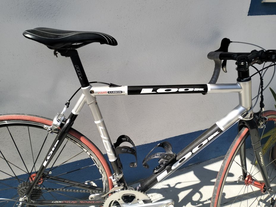 Bicicleta de carbono look
