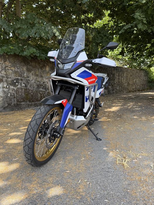 Honda transalp 750 2025 pack sp (ler bem o anuncio)