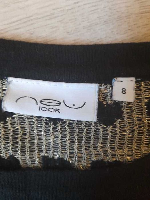 Czarny sweterek w złote serduszka.Look.