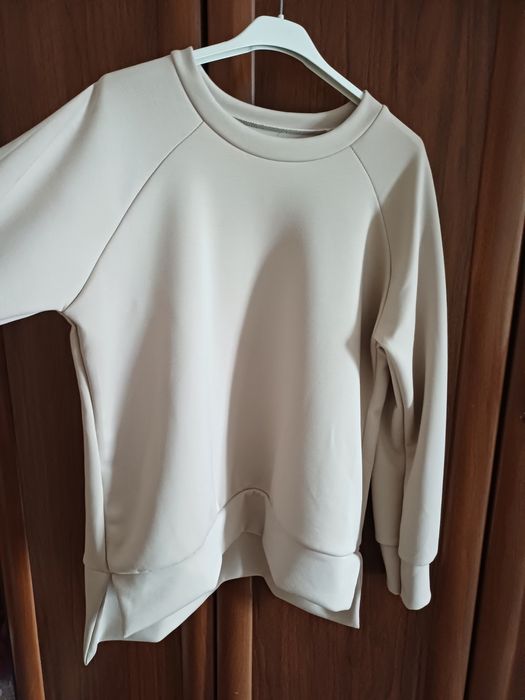 Nowa bluza beżowa