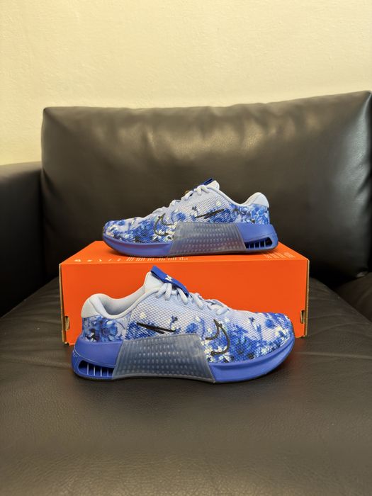 Оригінальні кроссовки Nike Metcon 10 HJ6008-400