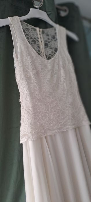 Suknia ślubna  koronkowa