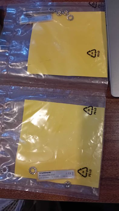 Sensor indutivo 5mm 24vdc PNP TURCK - 2 UNIDADES