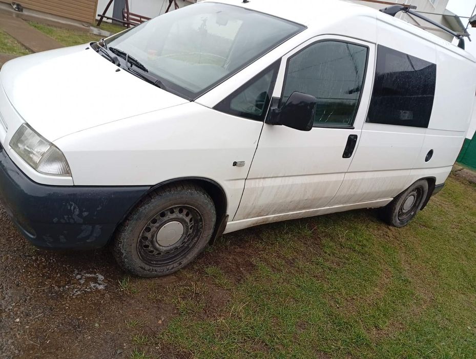 Пежо експерт 1.9 дізель.