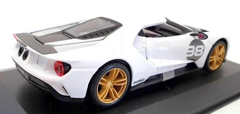 Miniaturas 1/32 Mercedes e Ford