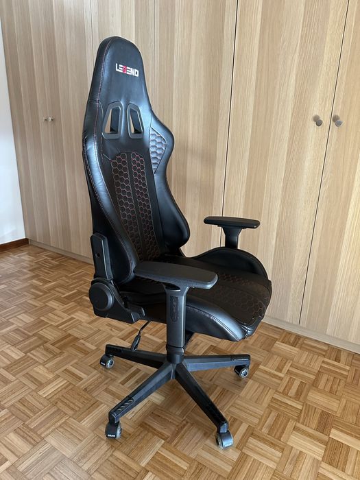 Cadeira Gaming LEGEND – Reclinável + Apoio Lombar e Cabeça – Rodas de Borracha