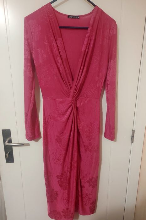 Vestido rosa Zara