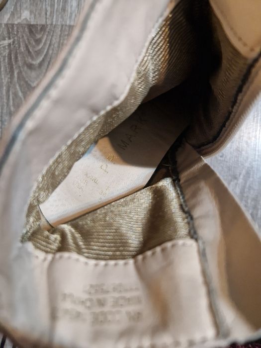 Botki Primark z haftami