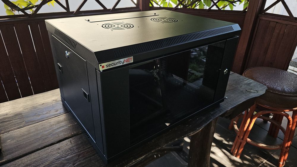 Szafa rack wisząca 6U 600x450 CCSW-0604-06U SECURITYNET