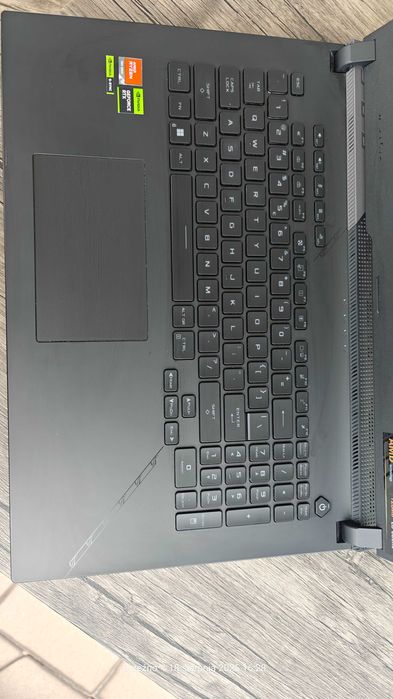 ASUS ROG Strix SCAR 17 R9 7945HX3D 240Hz 32GB 1000SSD RTX4080