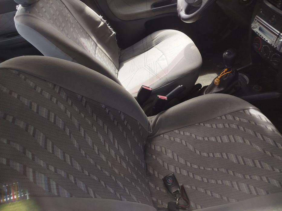Renault   Clio.  1500 dci