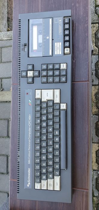 Komputer Amstrad SCHNEIDER 64k Colour Personal Computer CPC464