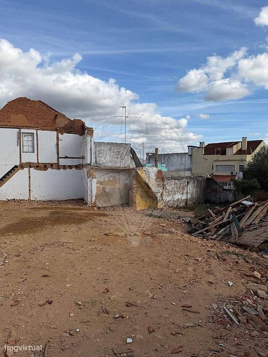 Terreno  para venda — São Miguel Do Rio Torto E Rossio Ao Sul Do Tejo, Santarém