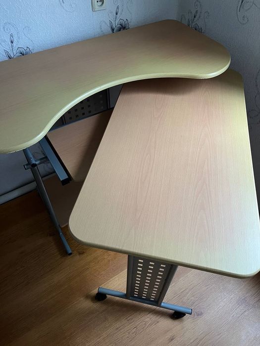продам письмовий компʼютерний стіл